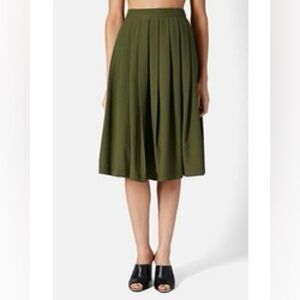 Green Pleated Seersucker Midi Skirt